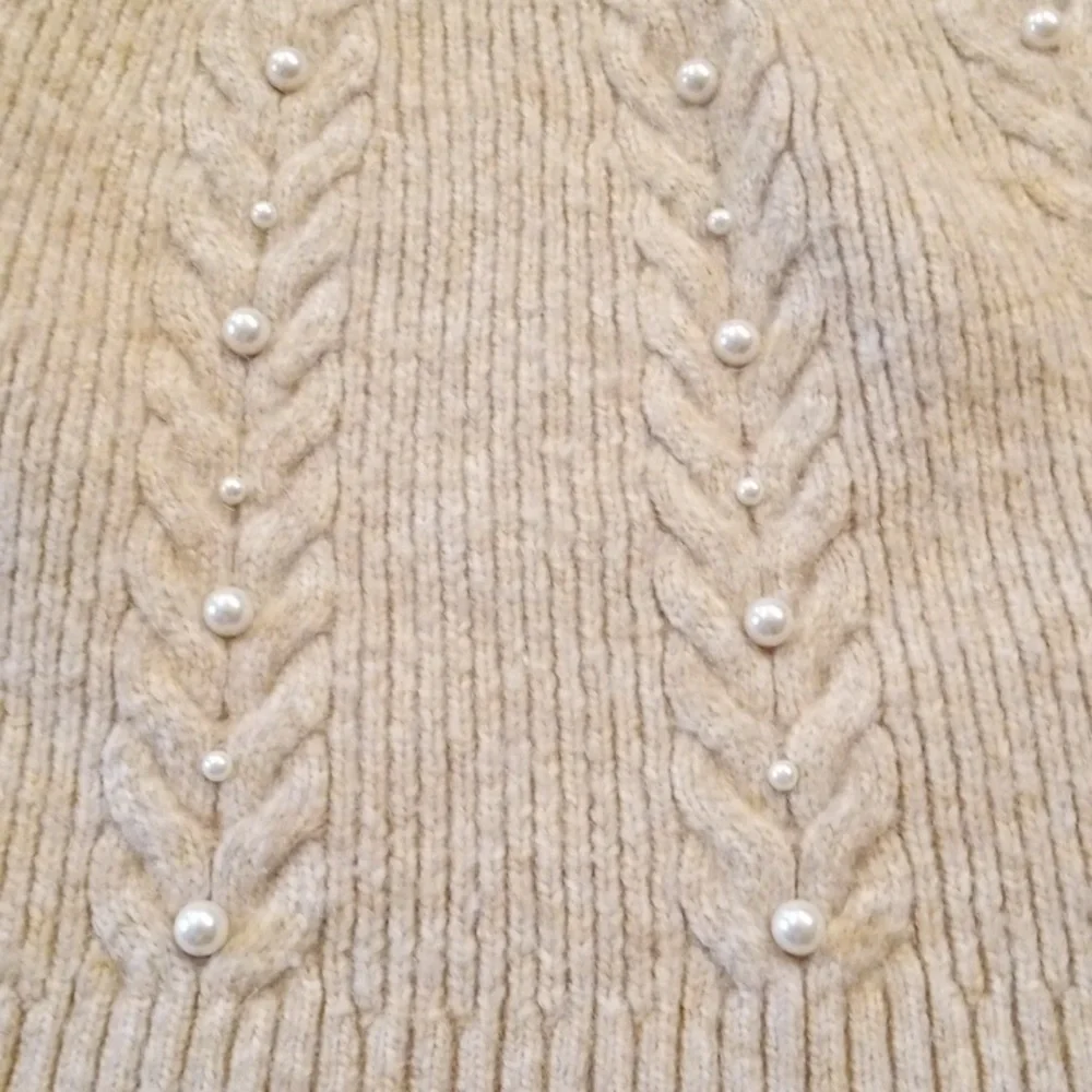Beaded Women's Tan Sweater Medium